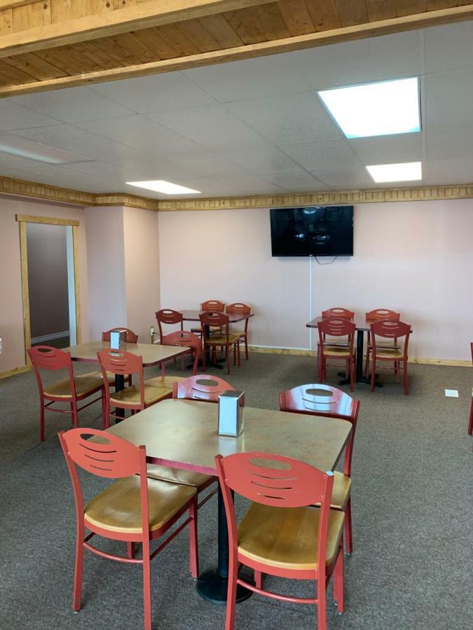 Exploits Inn And Suites Botwood Exterior photo